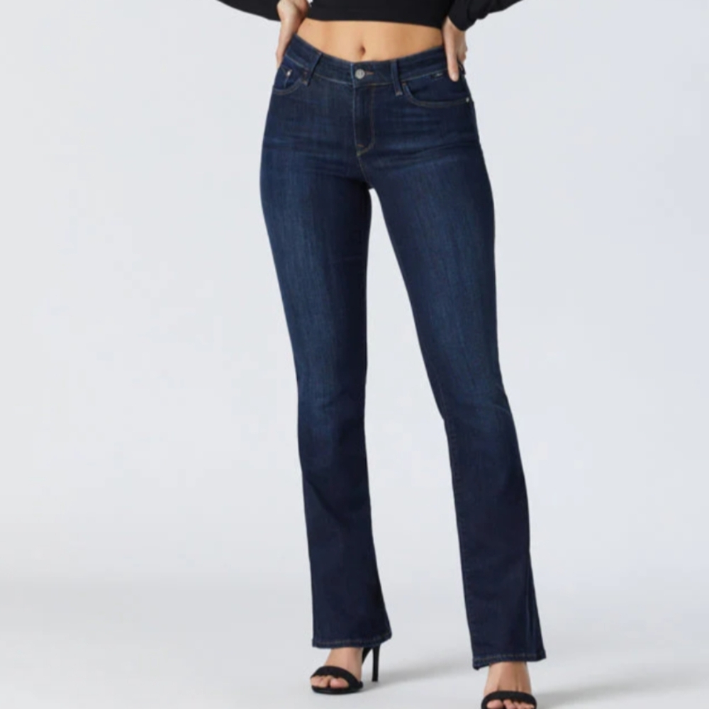 LAST PRICE DROP Mavi Molly Mid Rise Bootcut Indigo Jeans Size 28 X 34 Excellent!